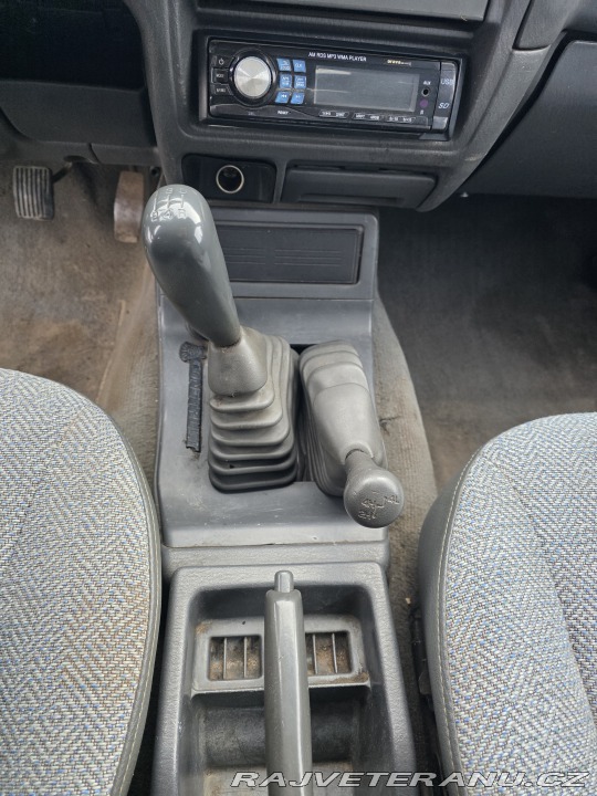 Mitsubishi Ostatní modely L00 1999