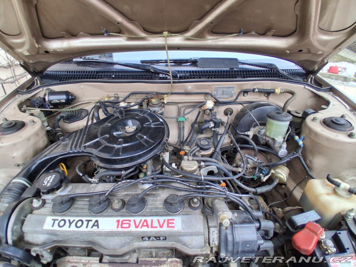 Toyota Carina Lx 1,6 66kw 1989