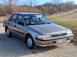 Toyota Carina Lx 1,6 66kw 1989