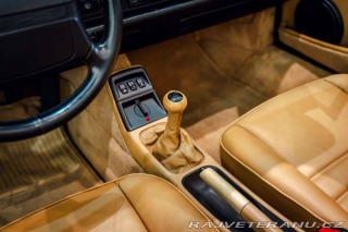 Porsche Ostatní modely 964 Carrera 2 1990