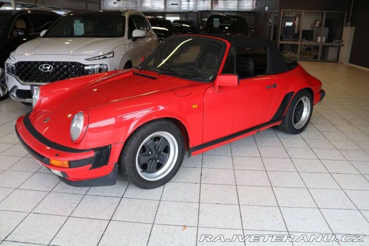Porsche 911  1983