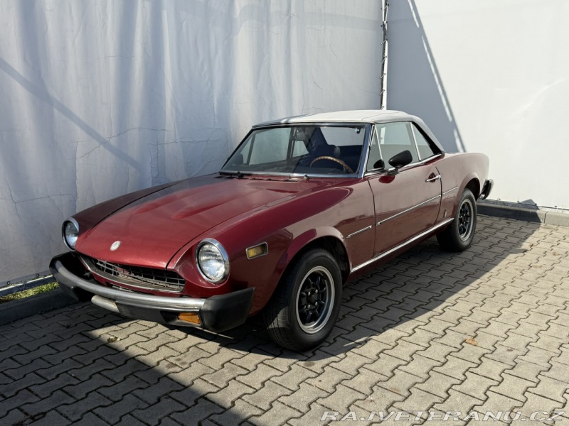 Fiat 124 Spider 1800