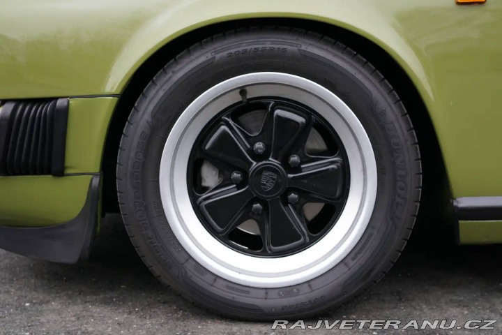 Porsche 911 Carrera 3.2 1985