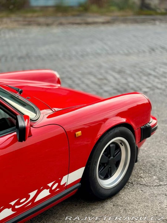 Porsche 911 Carrera 3.2 G-Model 1985