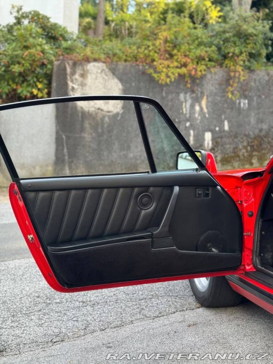 Porsche 911 Carrera 3.2 G-Model 1985