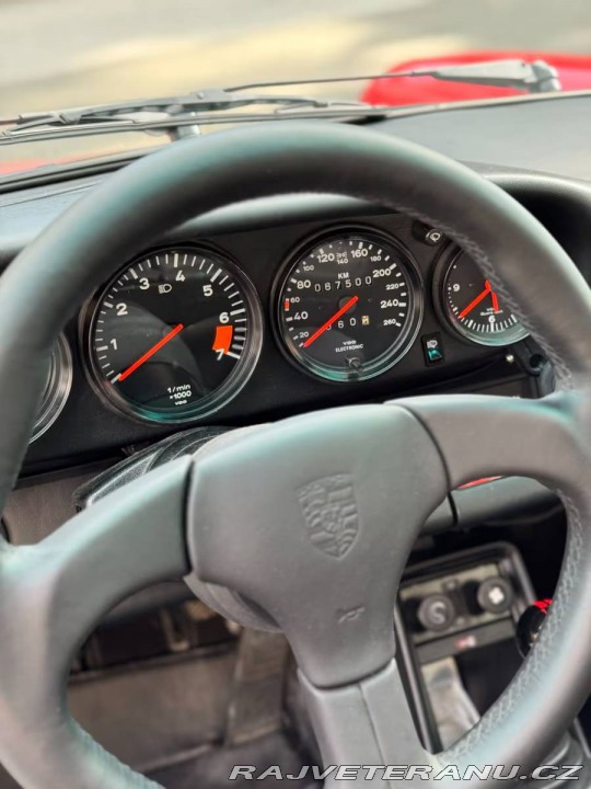 Porsche 911 Carrera 3.2 G-Model 1985