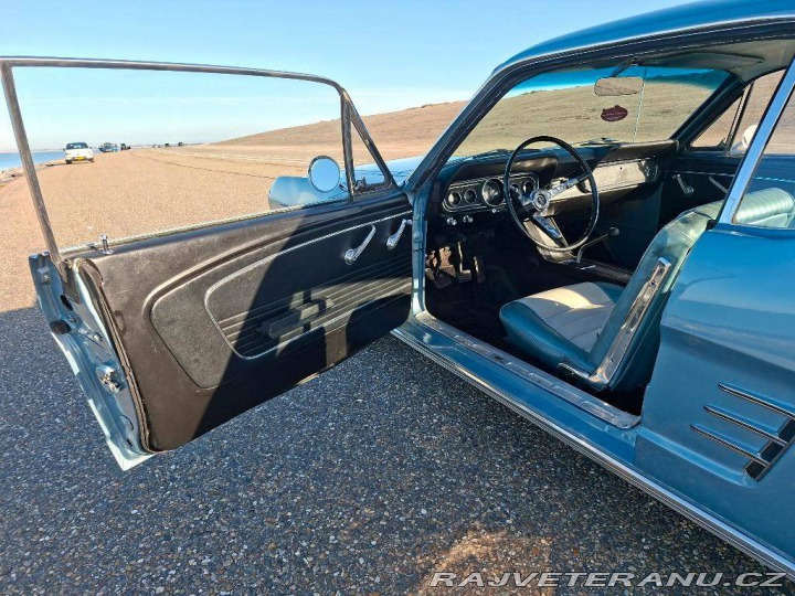 Ford Mustang Coupe 4.7 V8 C-code 1966