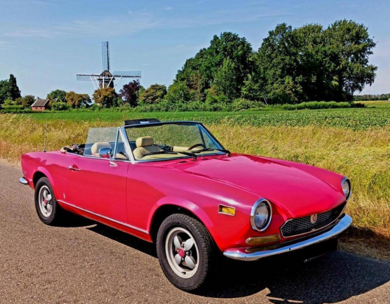 Fiat 124 1600 Sport Spider
