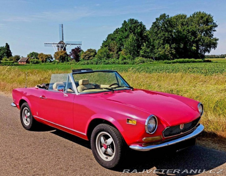 Fiat 124 1600 Sport Spider 1972