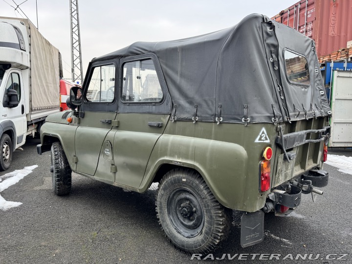 UAZ 469  1983