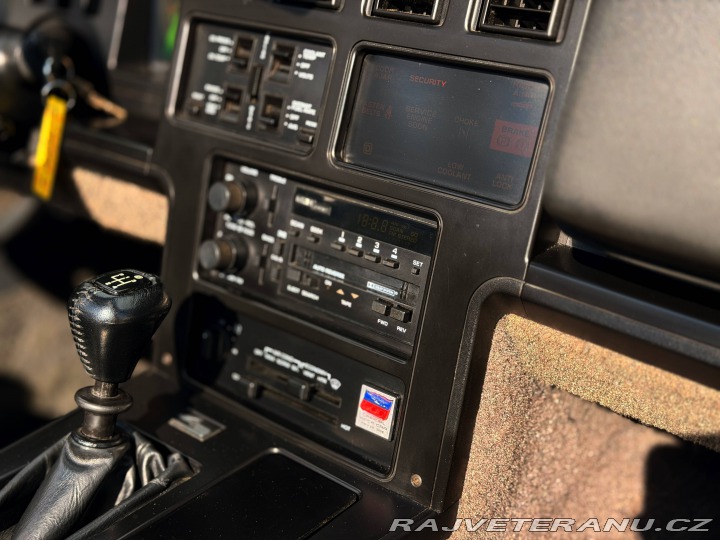 Chevrolet Corvette L98 | Manuál | 23 542 mil 1986