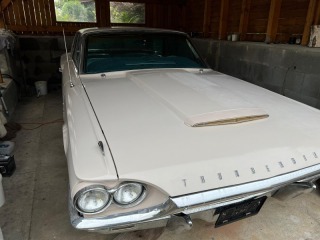 Ford Thunderbird 