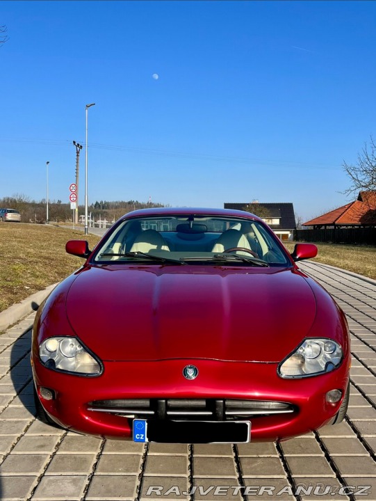 Jaguar XK8 X100 1997