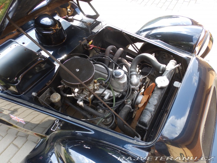 Ostatní značky Ostatní modely Dutton Melos 1983