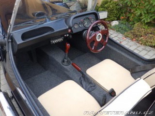 Ostatní značky Ostatní modely Dutton Melos 1983