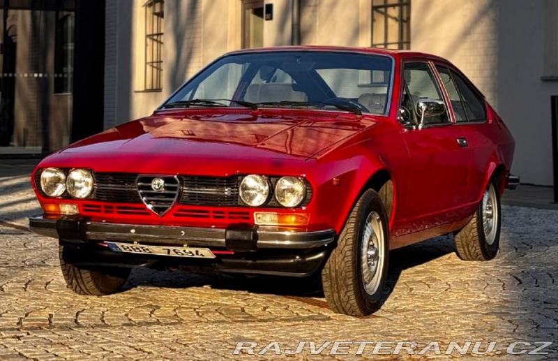 Alfa Romeo Alfetta GTV 2000