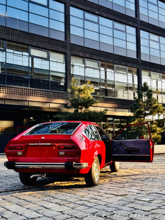 Alfa Romeo Alfetta GTV 2000 1976