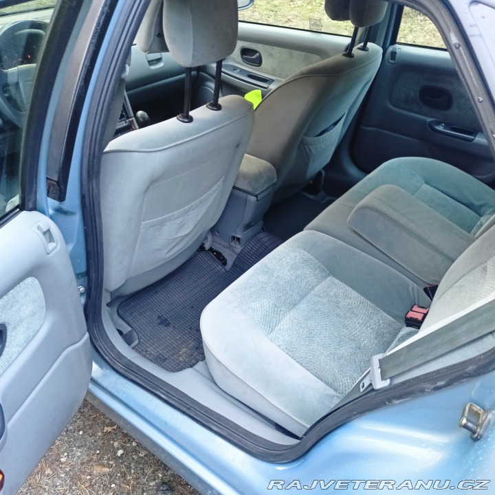 Renault Laguna 1,8 RXT 16V 88kW 1999