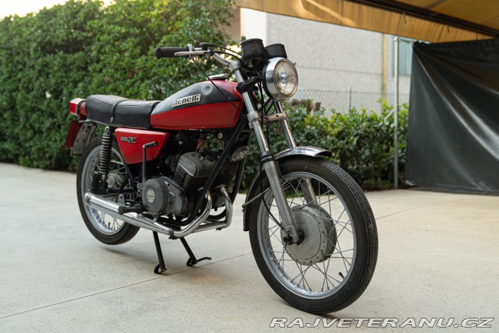Ostatní značky Ostatní modely Benelli 125 2C 1971