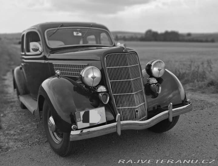 Ford V8 1935