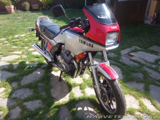Yamaha XJ 750 Trikolora 1984
