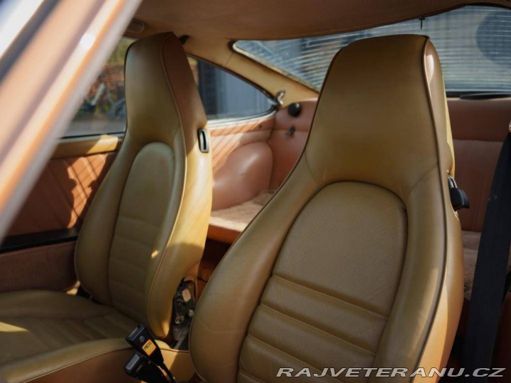 Porsche 911 2.7 1976