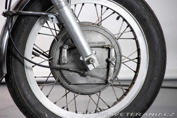 Moto Guzzi V7 SPORT TELAIO ROSSO 1972