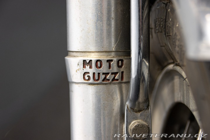 Moto Guzzi V7 SPORT TELAIO ROSSO 1972