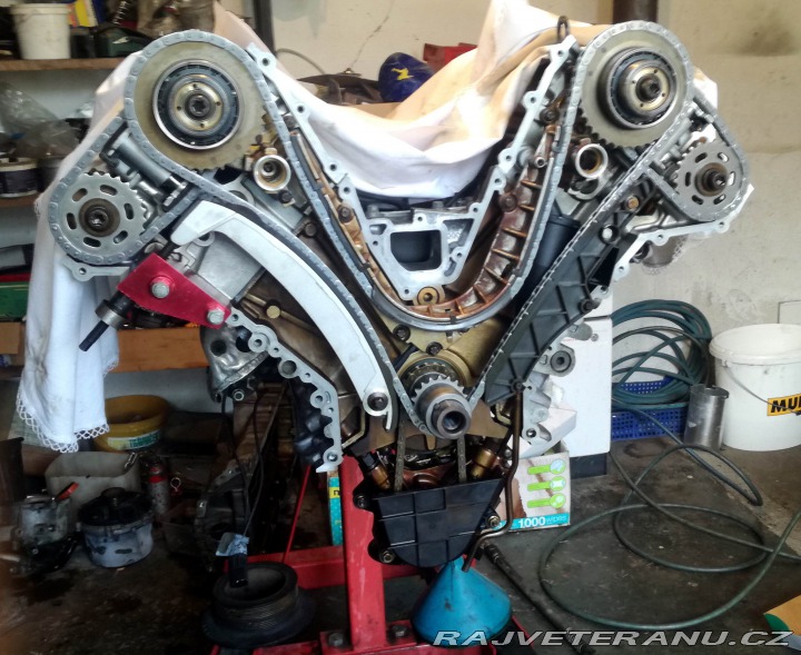 BMW 7 740 iL E38 2000