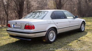 BMW 7 740 iL E38 2000