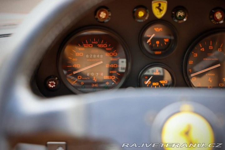 Ferrari 328 GTB 1988