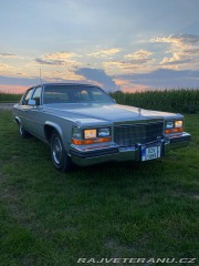 Cadillac Brougham  1989