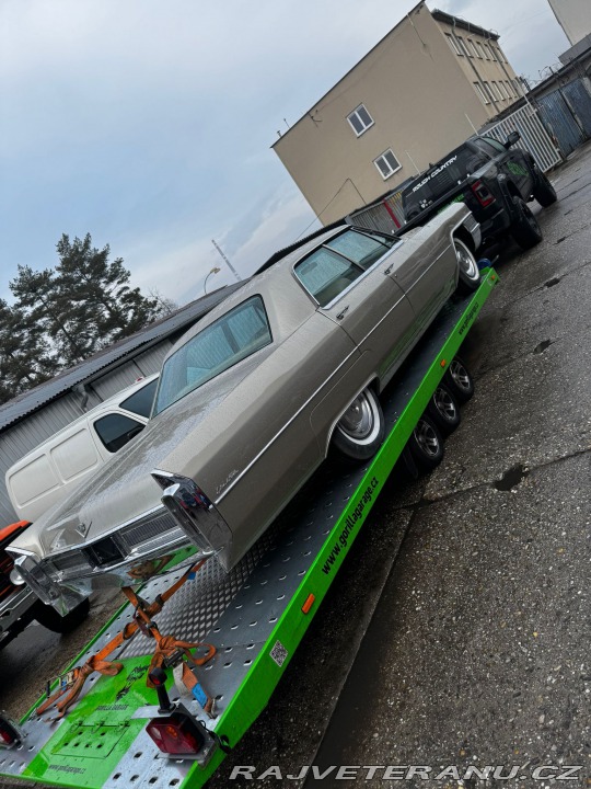 Cadillac DeVille Sedan 1965
