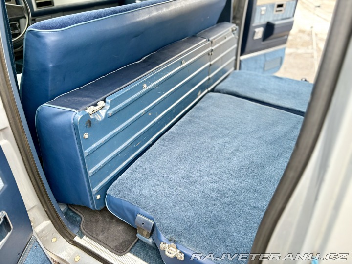 Chevrolet Suburban K1500 1984