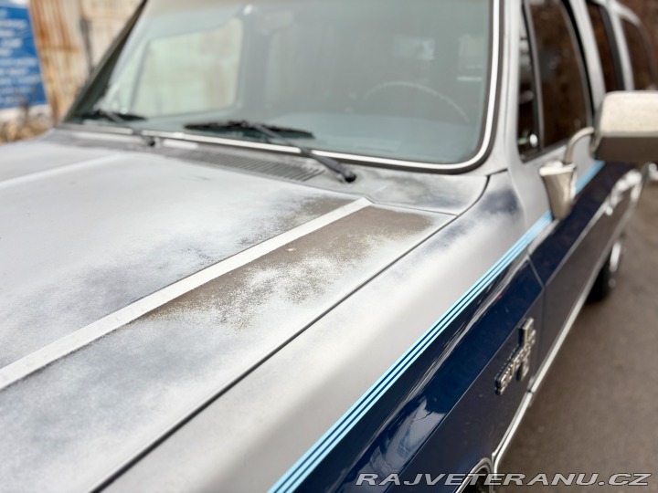 Chevrolet Suburban K1500 1984