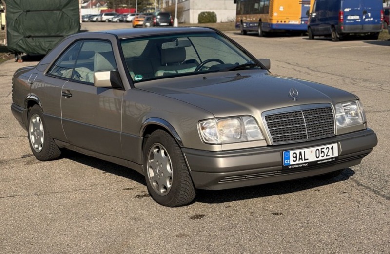 Mercedes-Benz 320 w124
