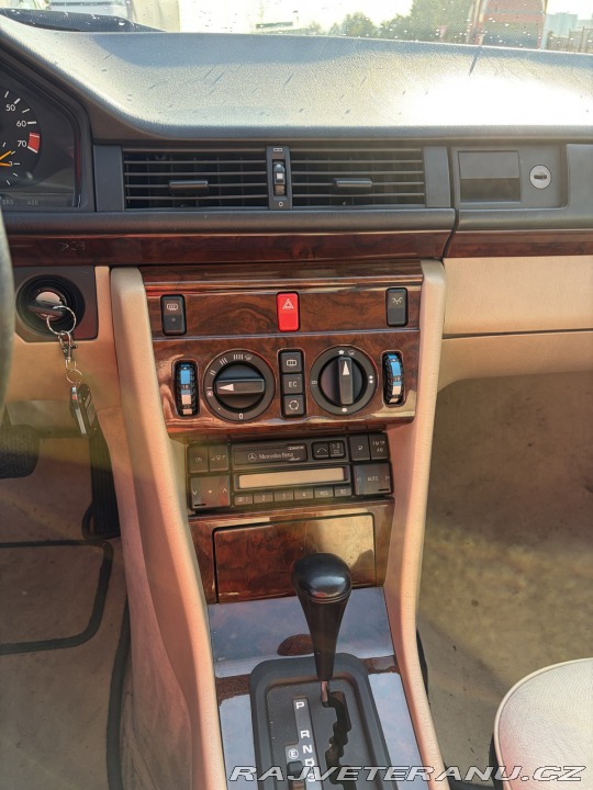 Mercedes-Benz 320 w124 1993