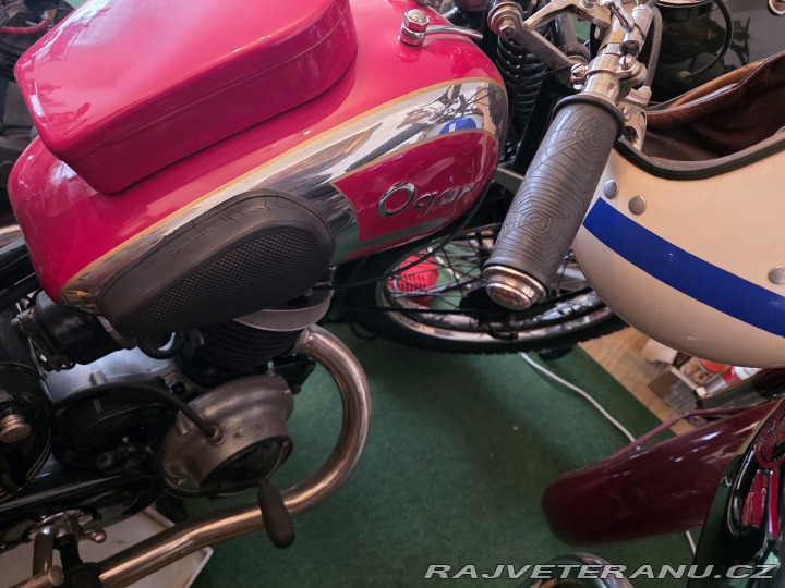 Ostatní značky Ostatní modely Ogar 4 z roku 1939 1936