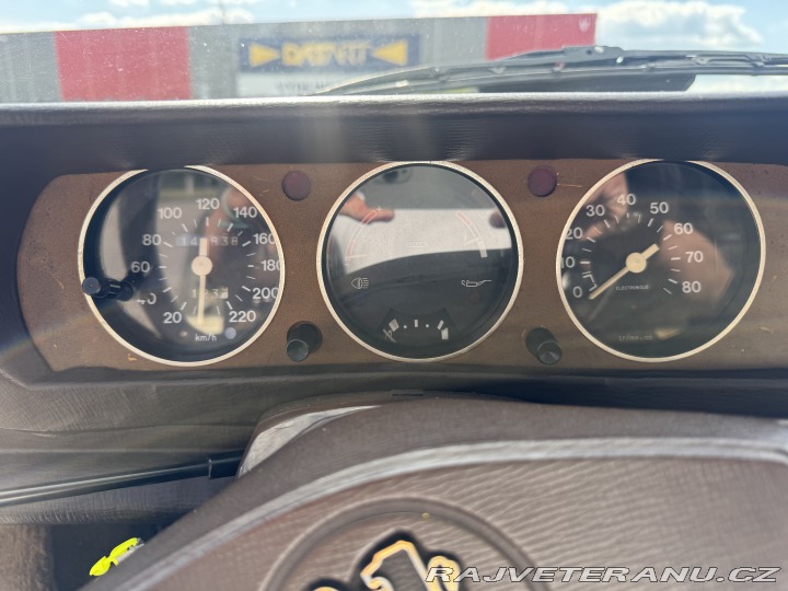 Peugeot 504 TURISMO V6 1979