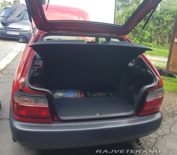 Toyota Corolla  1996