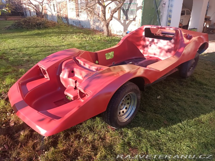 Ostatní značky Ostatní modely Sterling Nova 1980