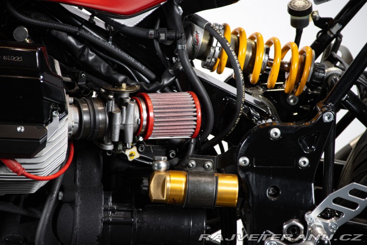 Ostatní značky Ostatní modely V-TWIN 1100 SUPERSPORT 2002