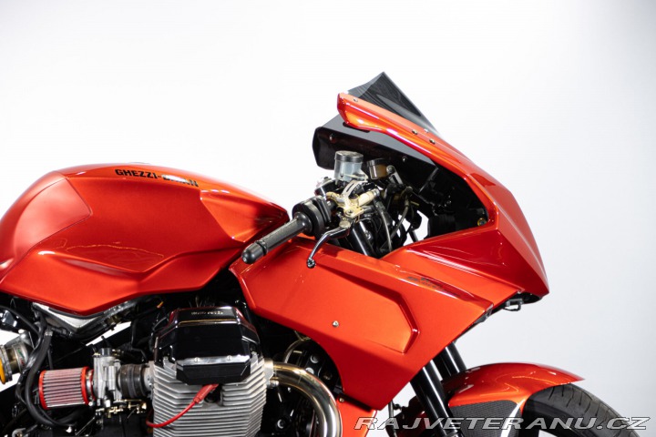 Ostatní značky Ostatní modely V-TWIN 1100 SUPERSPORT 2002