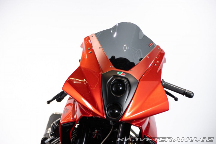 Ostatní značky Ostatní modely V-TWIN 1100 SUPERSPORT 2002