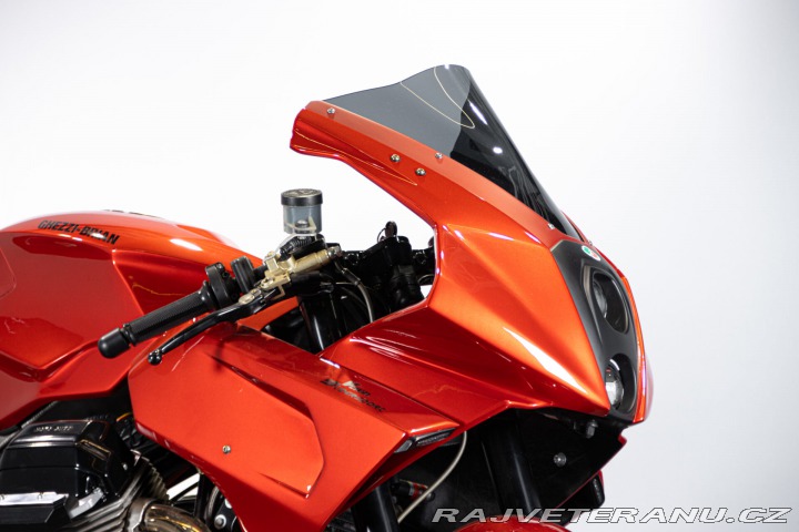 Ostatní značky Ostatní modely V-TWIN 1100 SUPERSPORT 2002