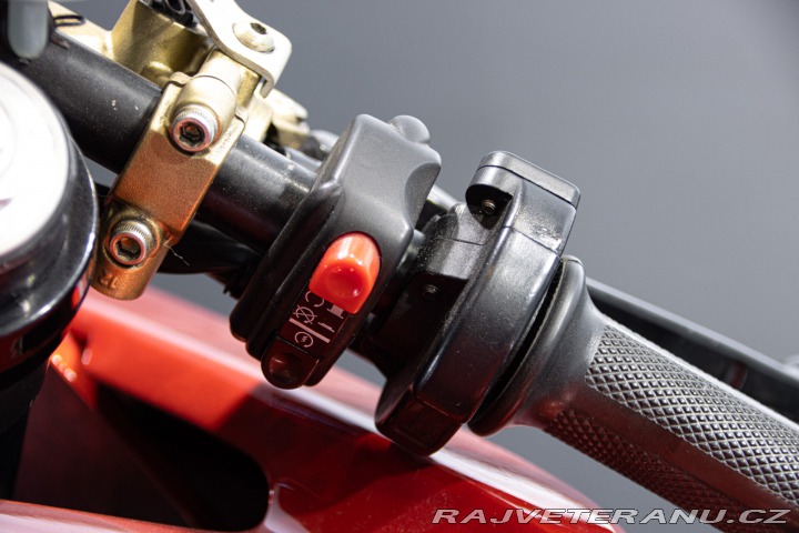 Ostatní značky Ostatní modely V-TWIN 1100 SUPERSPORT 2002