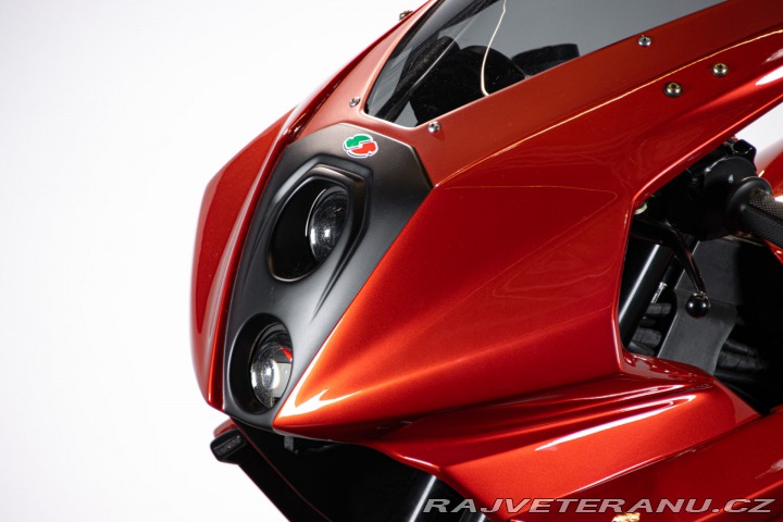 Ostatní značky Ostatní modely V-TWIN 1100 SUPERSPORT 2002