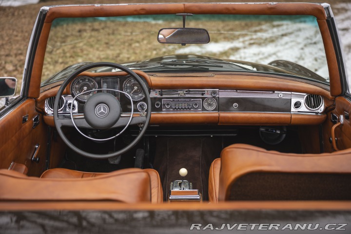 Mercedes-Benz SL 280 Pagoda 1968