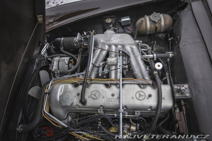 Mercedes-Benz SL 280 Pagoda 1968