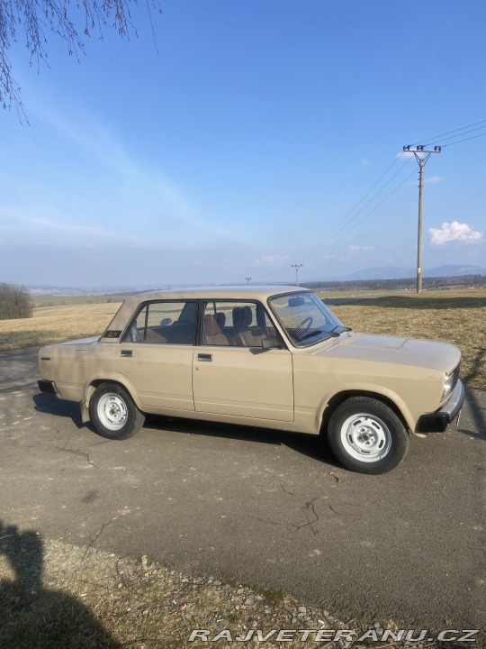 Lada 2105  1985